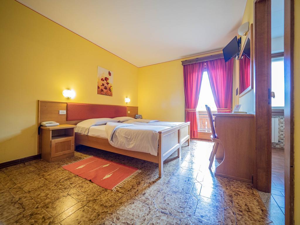 Hotel Baita Della Luna ليفينو المظهر الخارجي الصورة